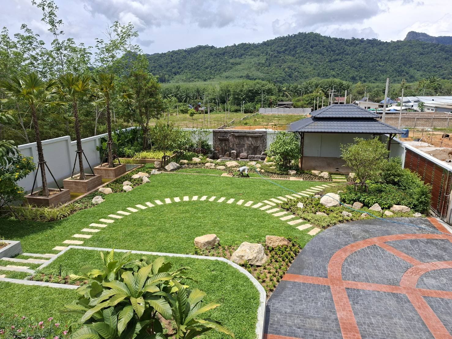 ห้องนั่งเล่นหรูหรา - Luxury Living Krabi