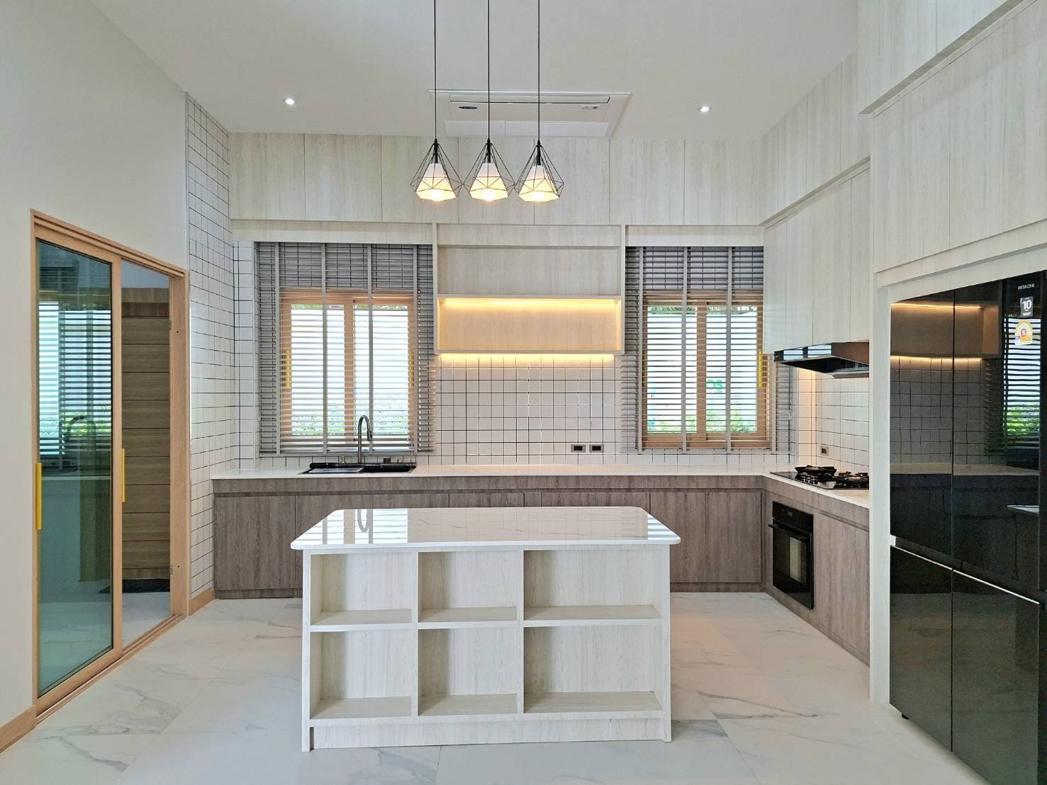 ภาพภายในบ้านกระบี่ ตกแต่งสไตล์ Modern Luxury
